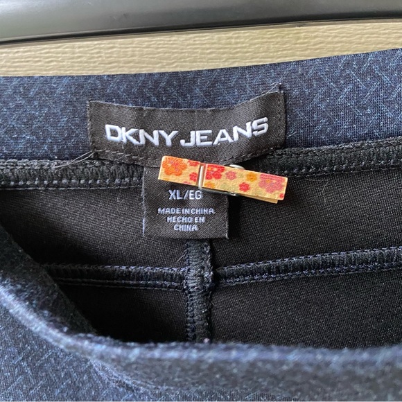 Nice Sz-XL DKNY Women’s Pull-On Dress Pants Faux Front Pockets & Real Back- VGU - Picture 12 of 16